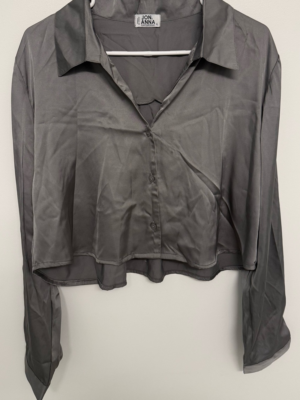 Anna Gray Satin Cropped Button-Down Shirt